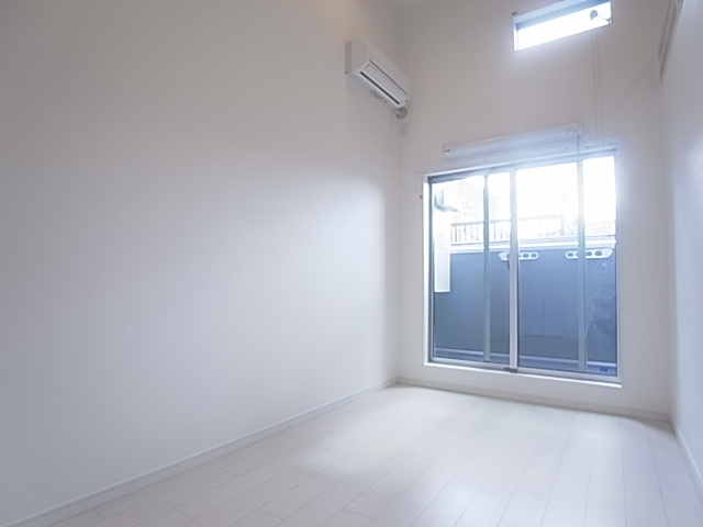 神戸市兵庫区東出町３丁目のアパートの居間・リビング|リビング