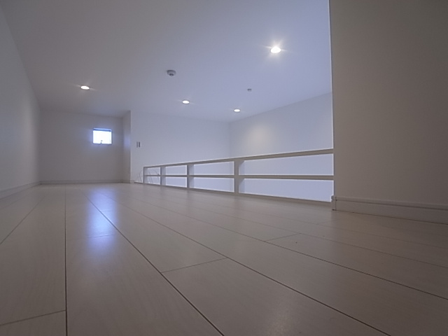 神戸市兵庫区東出町３丁目のアパートの内装|ロフト