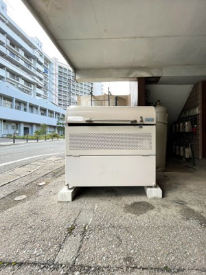 【その他共用部分】 | 鴻臚館 | 敷地内にごみ置き場があります