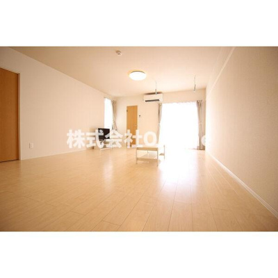 【居間・リビング】 | クレイノマルイチ