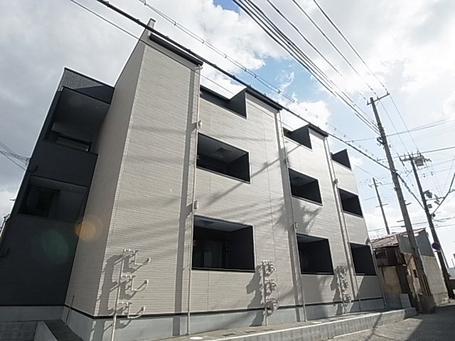 神戸市長田区海運町８丁目のアパートの外観
