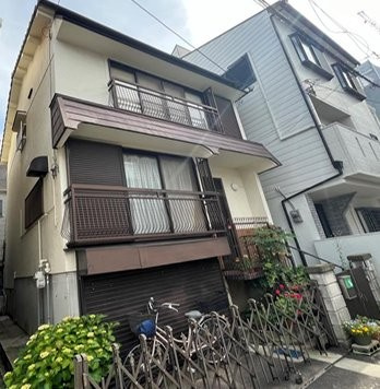 滝井元町1丁目　中古一戸建ての外観|新しい生活にいかがでしょうか？外観はお住まいの顔になります。こだわりたいポイントですね。外壁塗装や屋根塗装のご相談も承っております。
■現地内覧・資金計画相談・住宅ローン相談もお問合せ受付中■