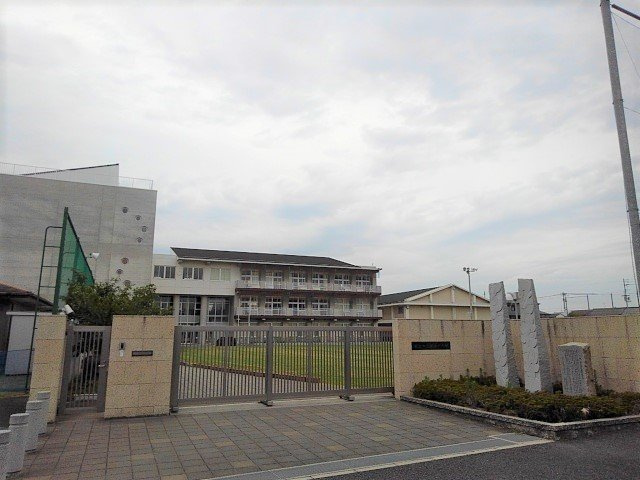 ベルメゾン花町の周辺|坂出市立坂出小学校まで1600m