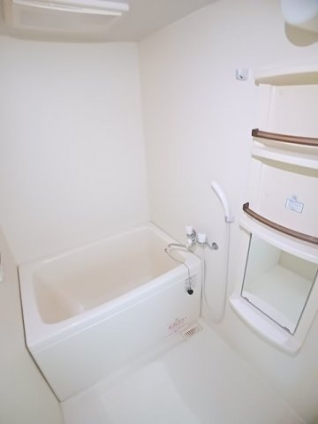 ベルメゾン花町の浴室