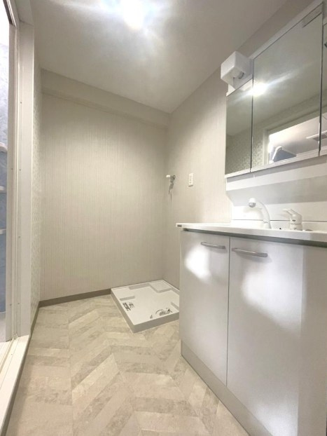 イトーピア向日マンションA棟の独立洗面台