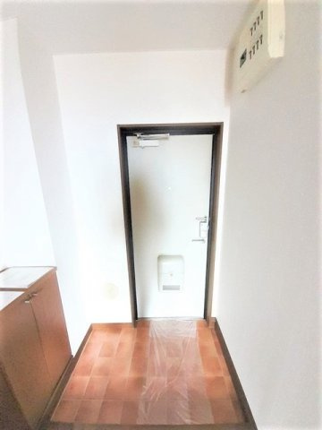 イグレック。楯　Ｂの玄関