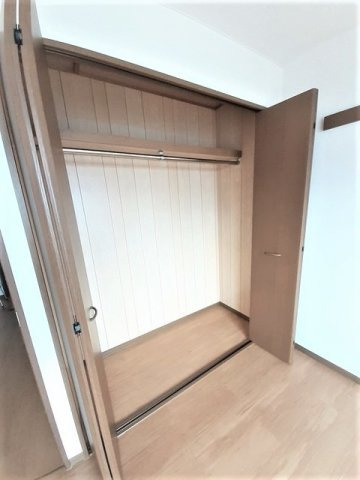 イグレック。楯　Ｂの収納