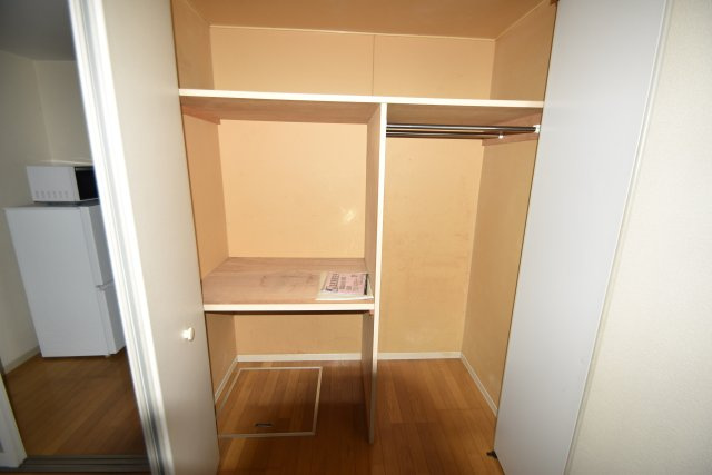 【収納】 | ラフィーネ壱番館