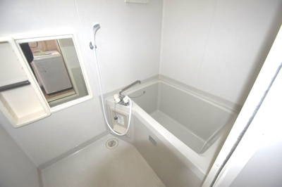 【浴室】 | ラフィーネ弐番館