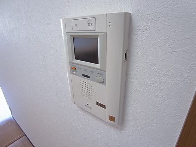 神戸市兵庫区駅南通２丁目の賃貸マンションのセキュリティ|TV付インターフォン