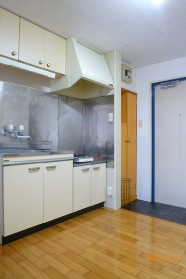 コーポ加月 A棟のキッチン|使いやすいキッチンです※別号室の写真になります
