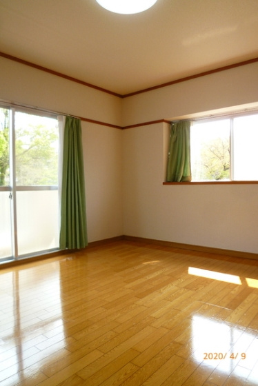 コーポ加月 A棟の内装|内装は落ち着いています※別号室の写真になります