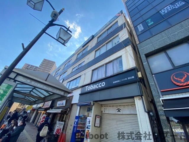 平井駅前ビルの外観