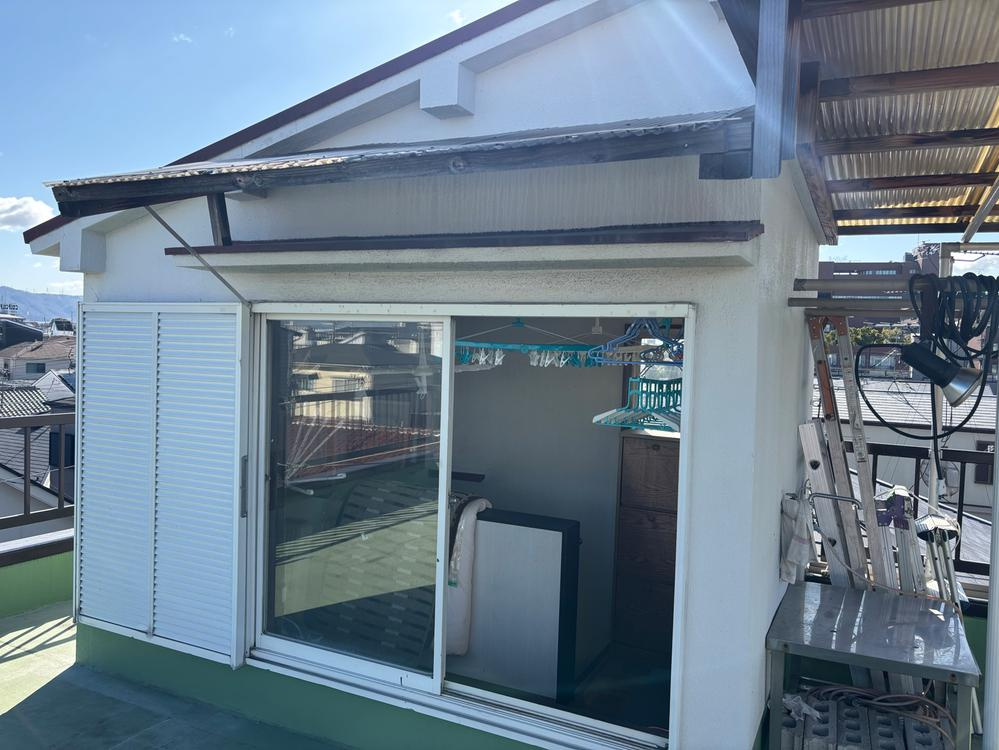 東町　中古一戸建ての内装|屋上入り口
■物件内覧・資金計画相談・住宅ローン相談、リフォーム相談、お問合せ受付中■
※当日・翌日のご内覧、ご相談はお電話でのお問合せがスムーズです！