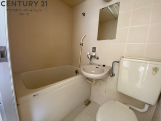 万和ビルの浴室