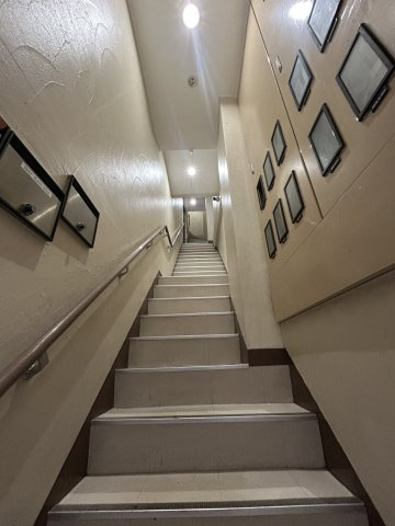 UMビル（旧ビル名：第一梅新会館）の内装