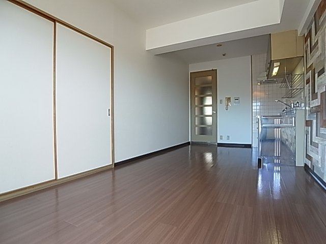 神戸市長田区鶯町２丁目の賃貸マンション