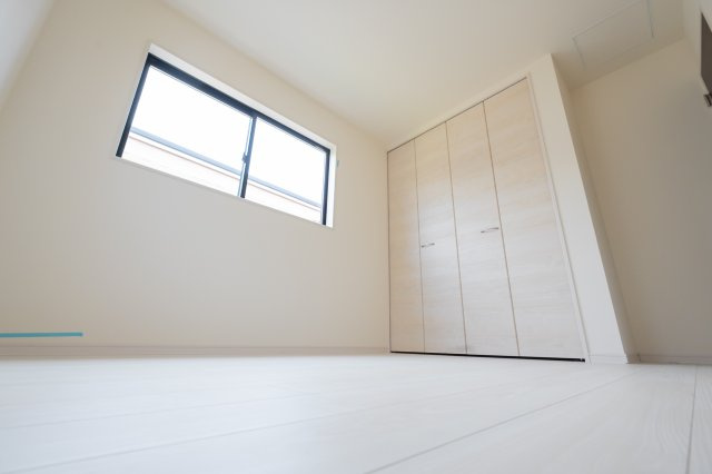 【洋室】 | リーブルガーデン東区戸島第十一　1号棟