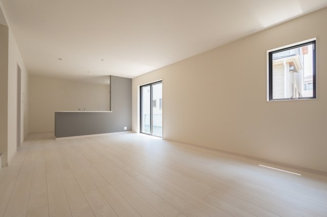 【居間・リビング】 | リーブルガーデン東区戸島第十一　1号棟