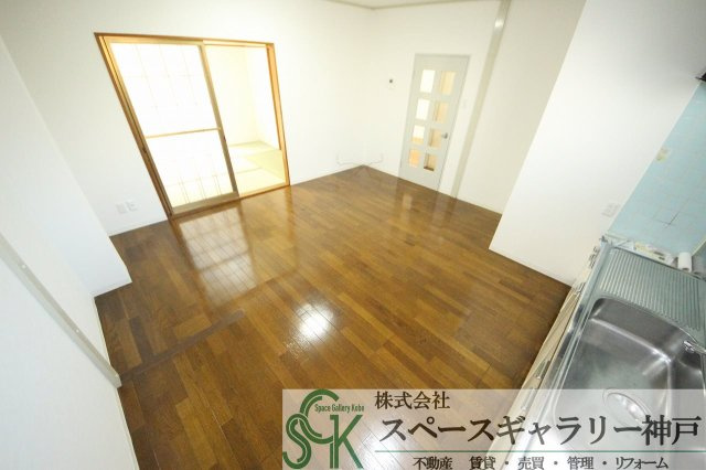 ウエストヴィレッジの居間・リビング|※お部屋により仕様が異なる場合があります※