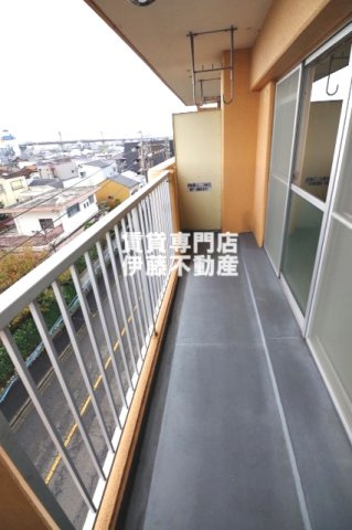 メゾンパトラージュのバルコニー