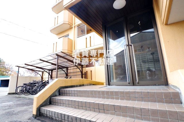 メゾンパトラージュのエントランス