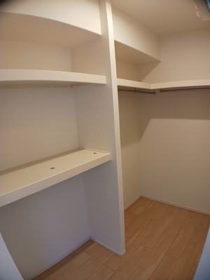 【内装】 | パラシオⅡ | 明るい色調の室内です