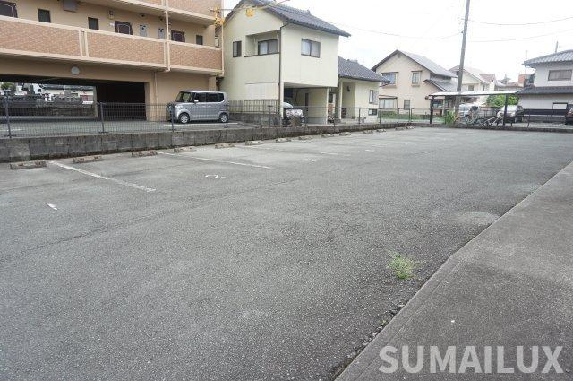 ヴィレッジMt Secondの駐車場