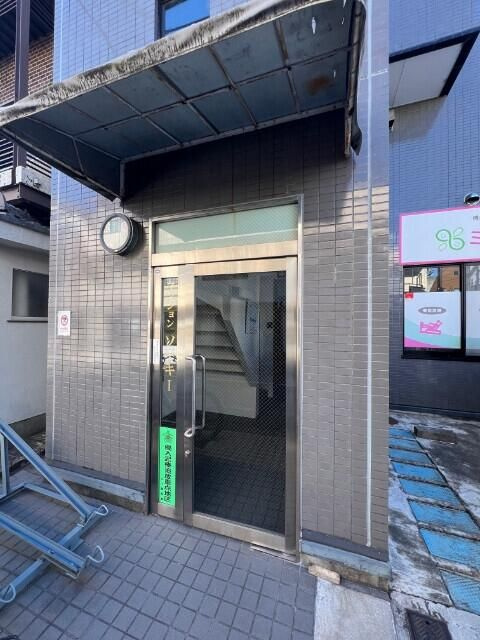 マンションソーキⅠのエントランス