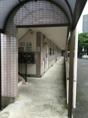 【エントランス】 | ファミールS&S