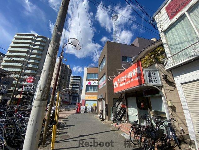 ヒロビルの周辺