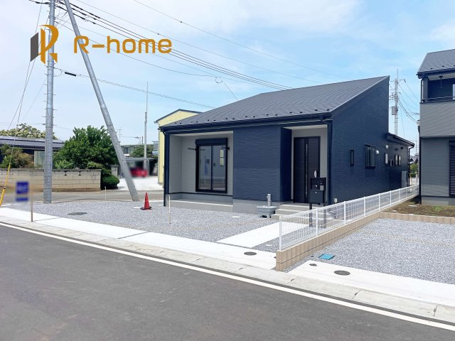 坂東市辺田第2　新築戸建て　5号棟の外観|建物完成いたしました！ご予約で『平日』や『夕方』などでもご見学可能です！