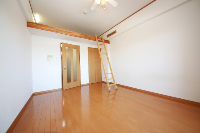 ピュアレジデンスの居間・リビング