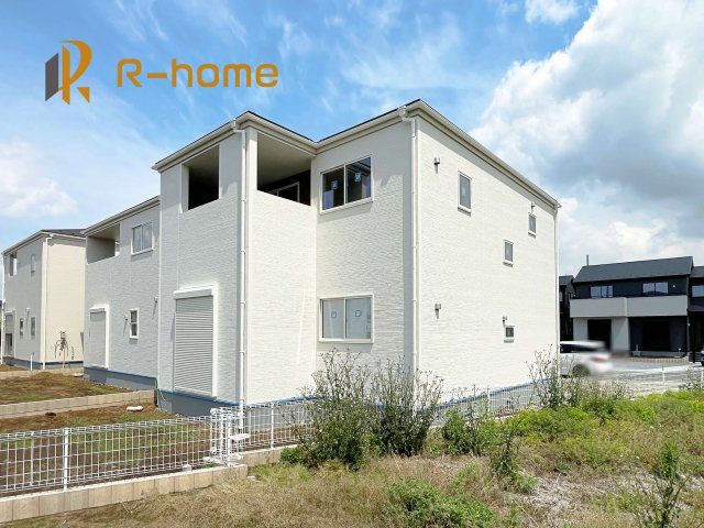 坂東市辺田第2　新築戸建て　9号棟の外観|ご予約を頂ければ、『平日』はもちろん『早朝』や『夜間』もご見学可能です♪お気軽にお申し付けください♪