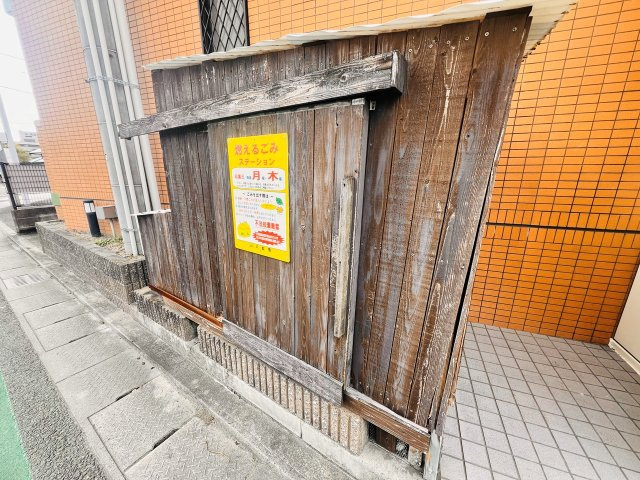 コーポHISAOのその他共用部分|敷地内ゴミ置き場です。