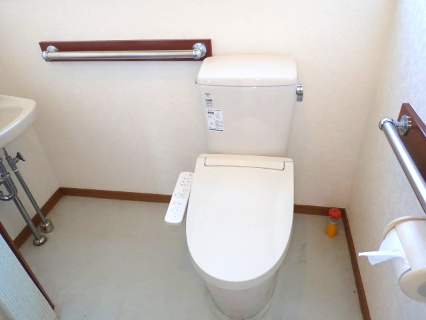 【トイレ】 | 黒石市緑町　中古住宅