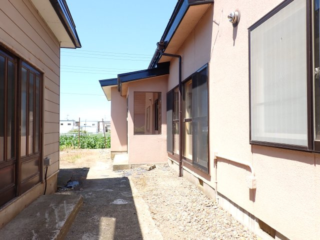 【外観】 | 黒石市緑町　中古住宅