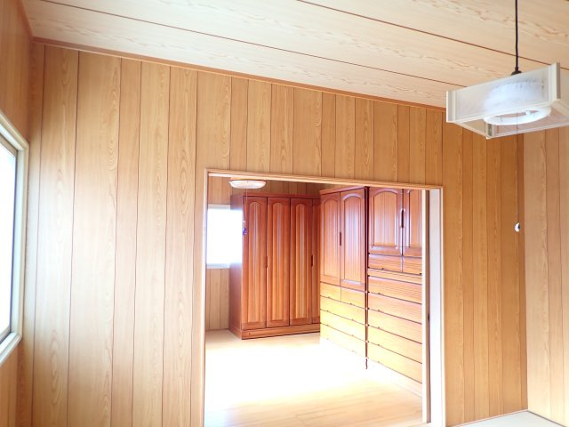 【和室】 | 黒石市緑町　中古住宅 | ２階和室8帖