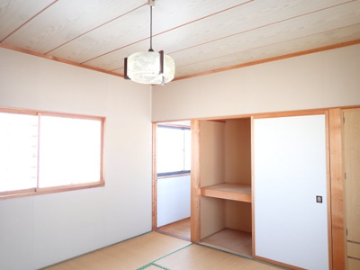 【収納】 | 黒石緑町 100坪の家 | ２階和室、押入