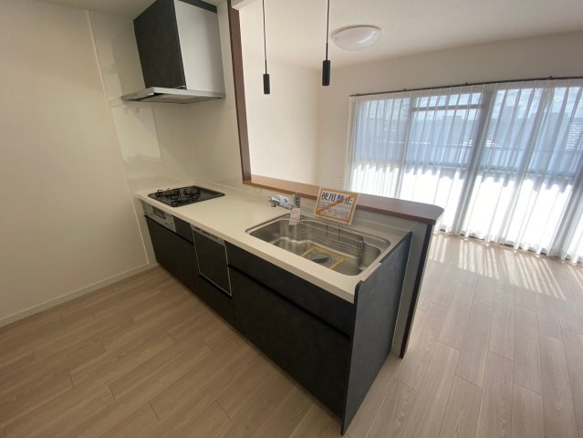 グラン・コート印場駅前通りのキッチン|リビングが見渡せる開放的な対面キッチン♪