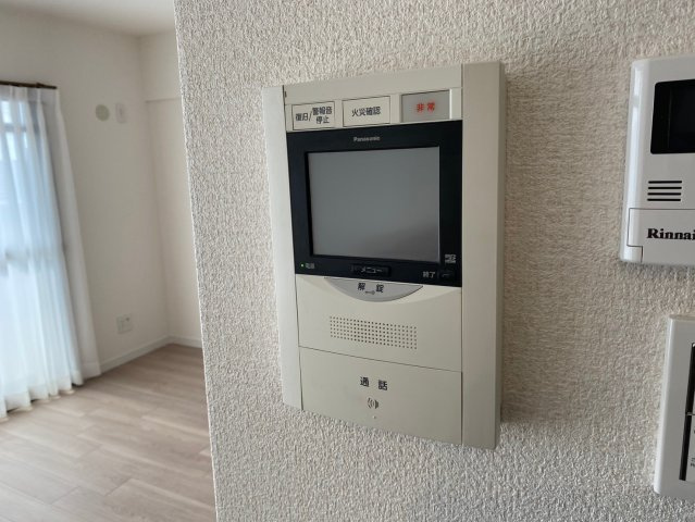 グラン・コート印場駅前通りのセキュリティ|TVモニター付で確認できて安心！防犯対策にも！