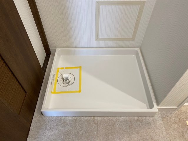 グラン・コート印場駅前通りのランドリースペース|防水パン付き洗濯機置場