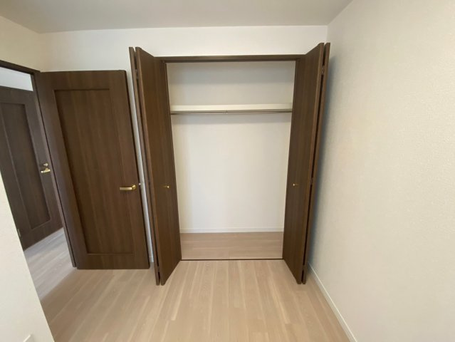 グラン・コート印場駅前通りの収納|大きな収納があると荷物の整理ができ、便利ですね♪