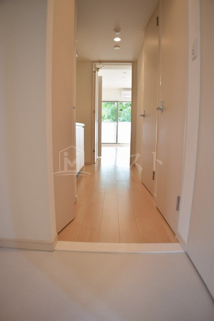 アドバンス大阪城ラディアの玄関