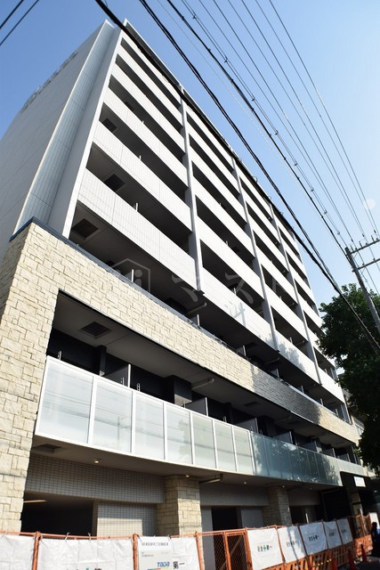 アドバンス大阪城ラディアの外観