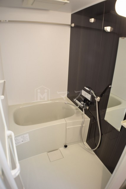 アドバンス大阪城ラディアの浴室