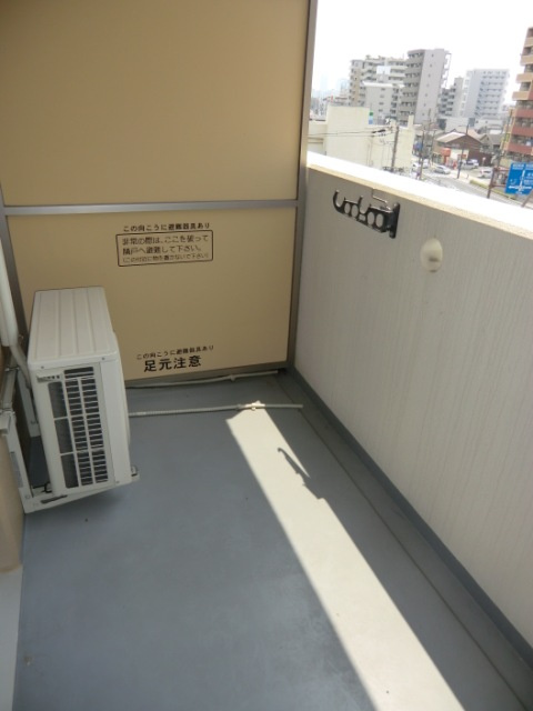 大阪市西淀川区野里２丁目の賃貸マンションのバルコニー