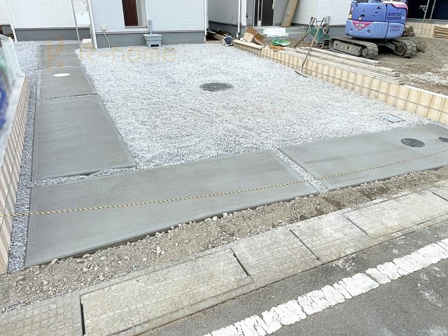 坂東市辺田第2　新築戸建て　12号棟の駐車場|カースペースは2台お停めいただけます♪