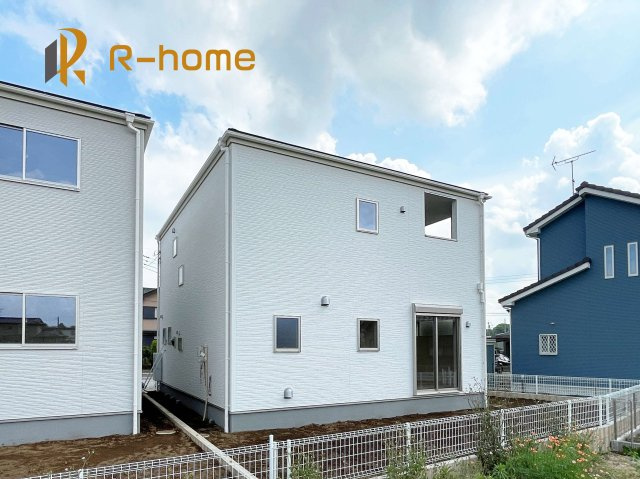 坂東市辺田第2　新築戸建て　12号棟の外観|ご予約を頂ければ、『平日』はもちろん『早朝』や『夜間』もご見学可能です♪お気軽にお申し付けください♪