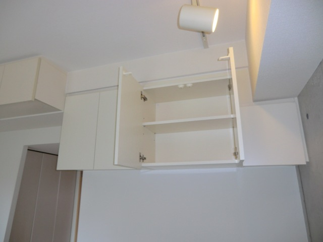 大阪市西淀川区野里２丁目の賃貸マンションの収納